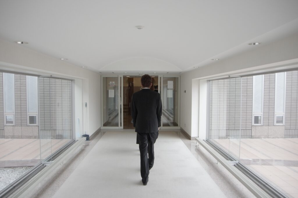 火葬場に残る骨の処理